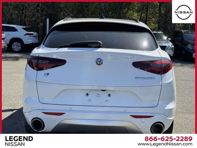 Used 2020 Alfa Romeo Stelvio Ti Sport w/ Quick Order Package 22S Sport AWD/4WD image 6