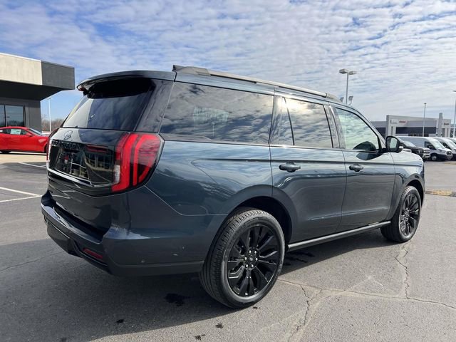 Certified 2025 Ford Expedition Platinum w/ Stealth Appearance Package image 10
