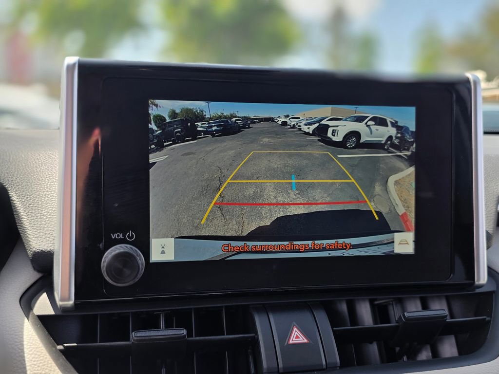 Used 2024 Toyota RAV4 XLE FWD image 29