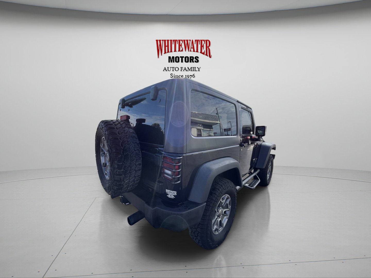 Used 2016 Jeep Wrangler Rubicon w/ Power Convenience Group AWD/4WD image 6