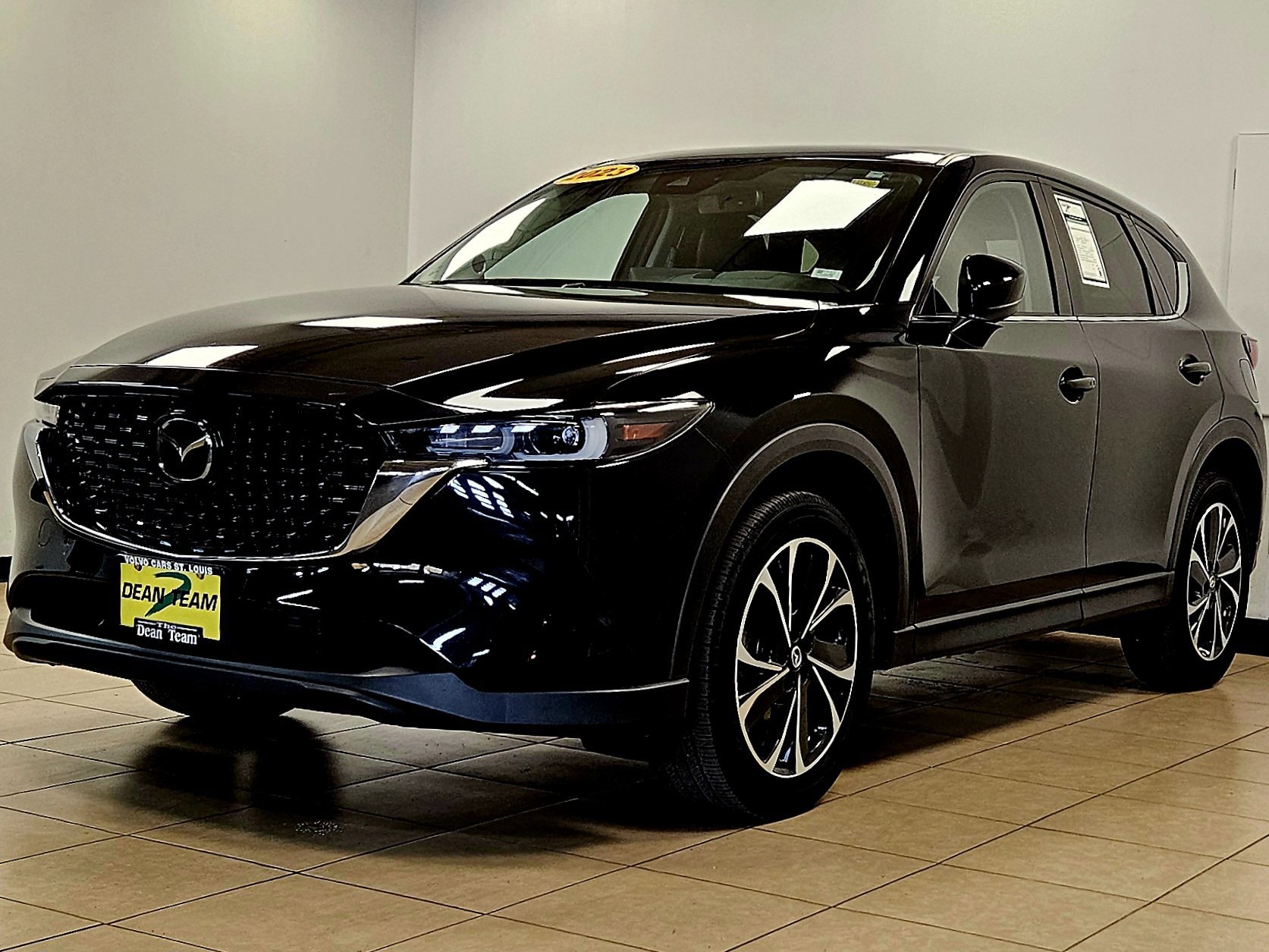 Used 2023 MAZDA CX-5 AWD 2.5 S w/ Premium Plus Pkg image 2