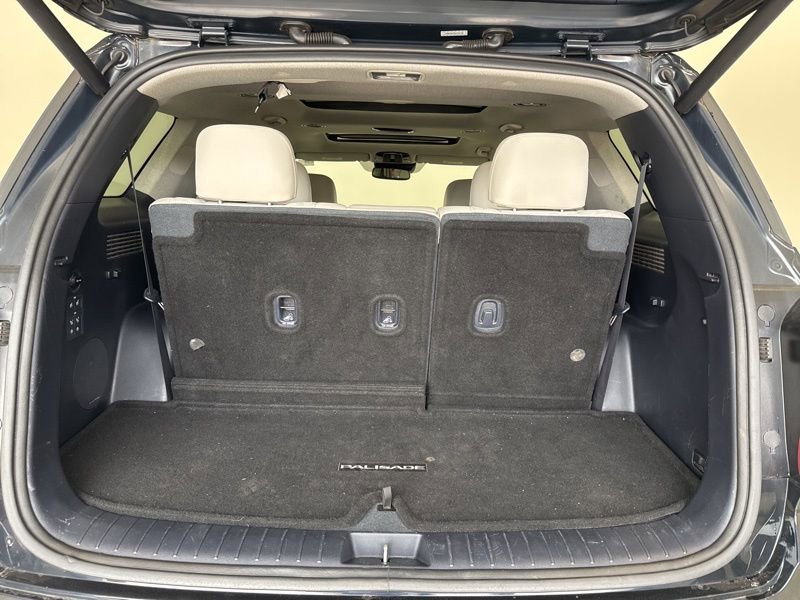 Used 2022 Hyundai Palisade Limited w/ Cargo Package image 9