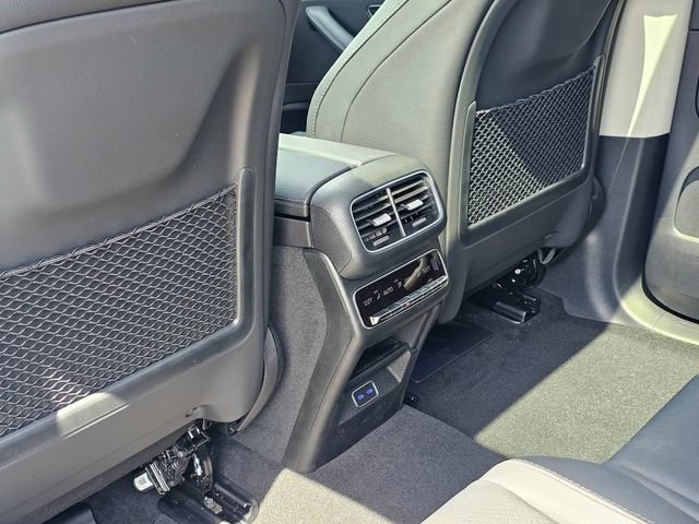New 2026 Mercedes-Benz GLS 450 4MATIC image 25