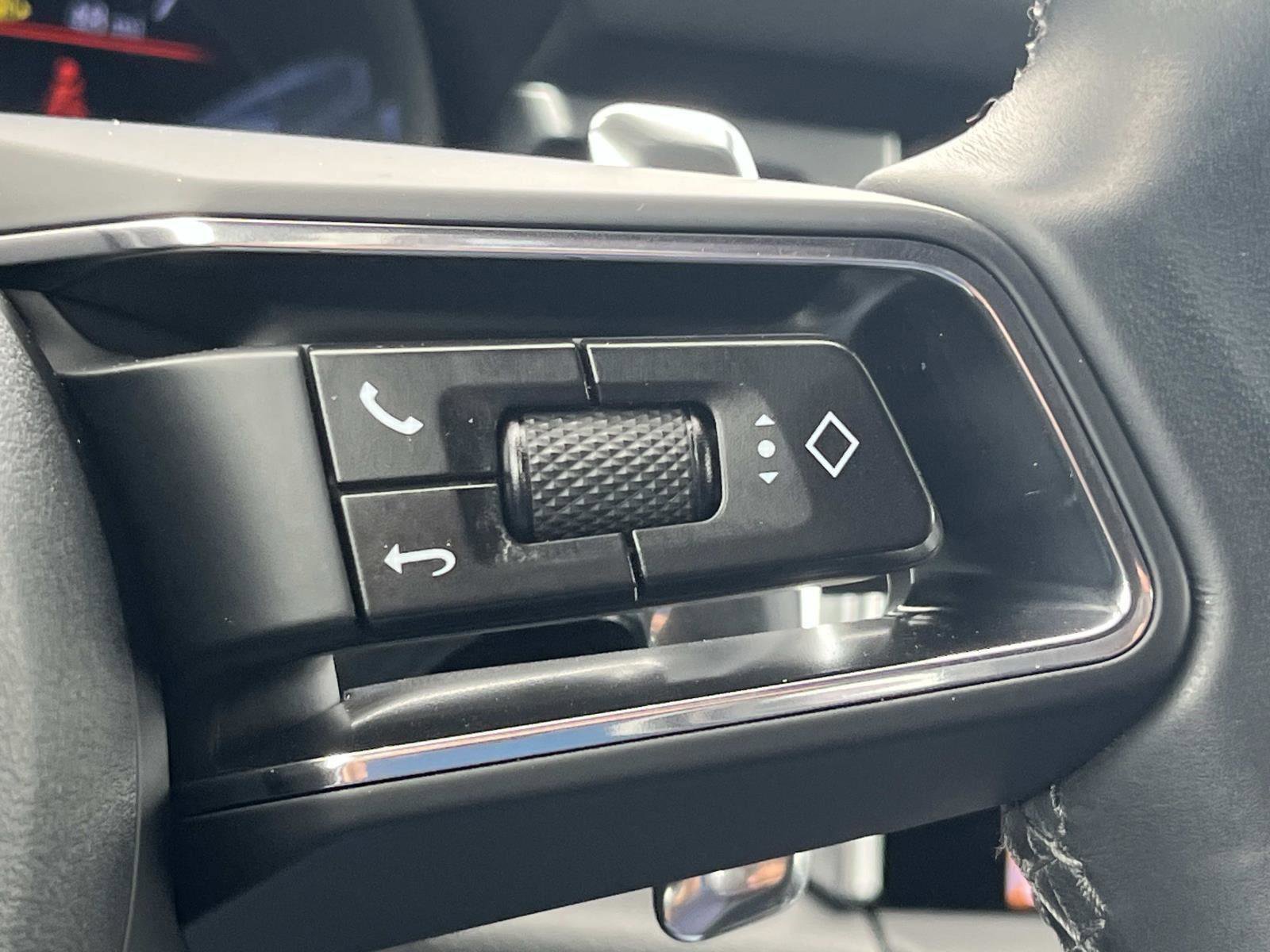 Used 2022 Porsche Macan S image 28