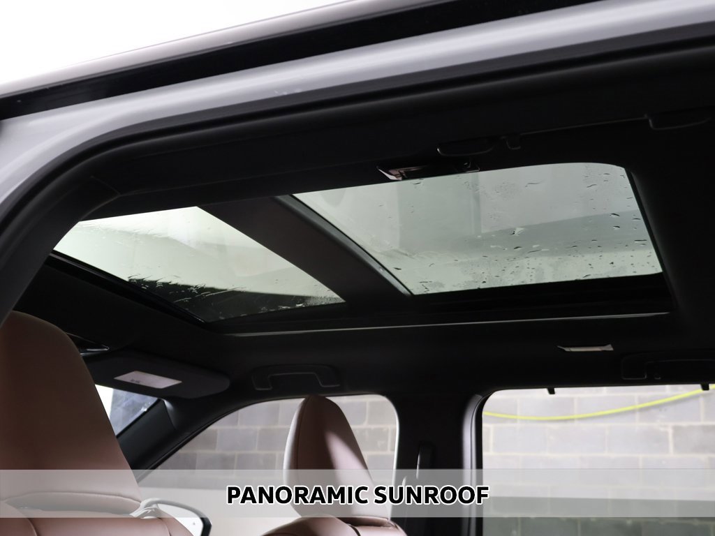 New 2026 Mitsubishi Outlander SEL image 5