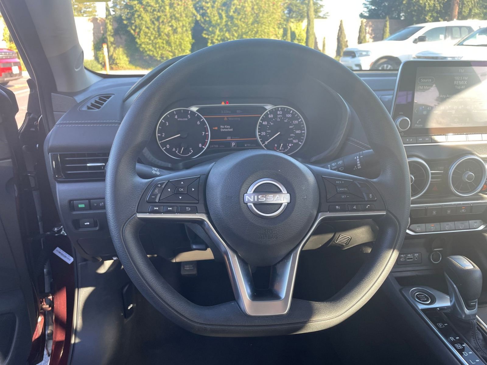 Used 2025 Nissan Sentra SV image 29