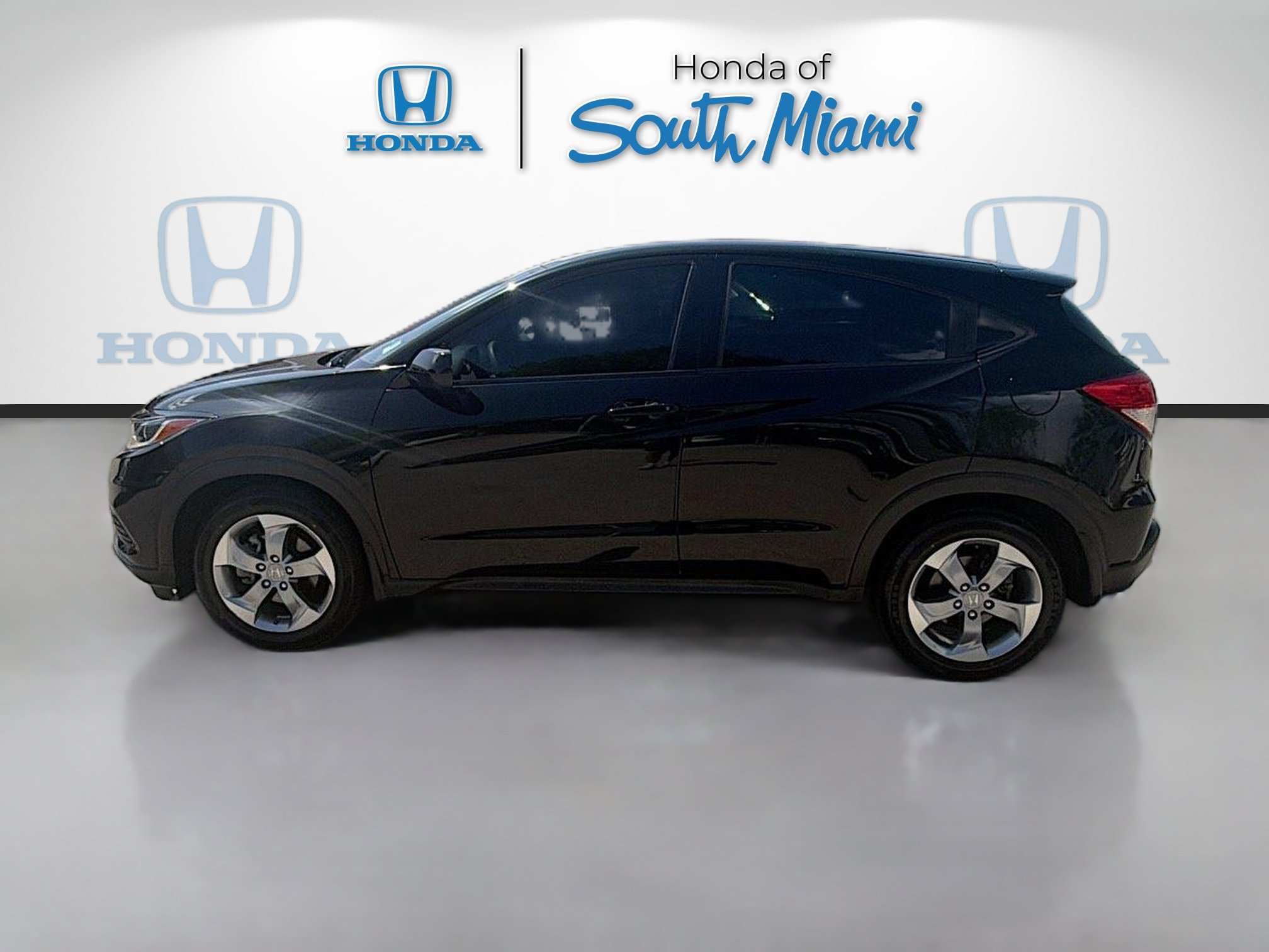 Certified 2022 Honda HR-V LX image 4