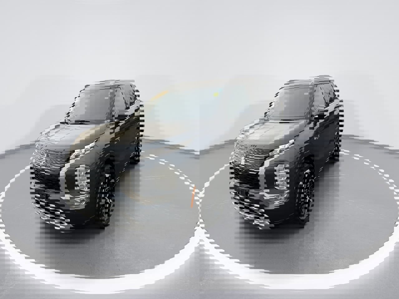 Used 2025 Mitsubishi Outlander SEL image 6