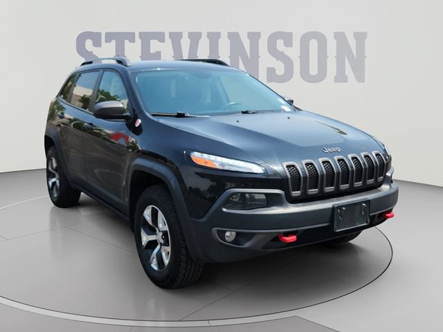 Used 2015 Jeep Cherokee Trailhawk w/ Cold Weather Group AWD/4WD image 7