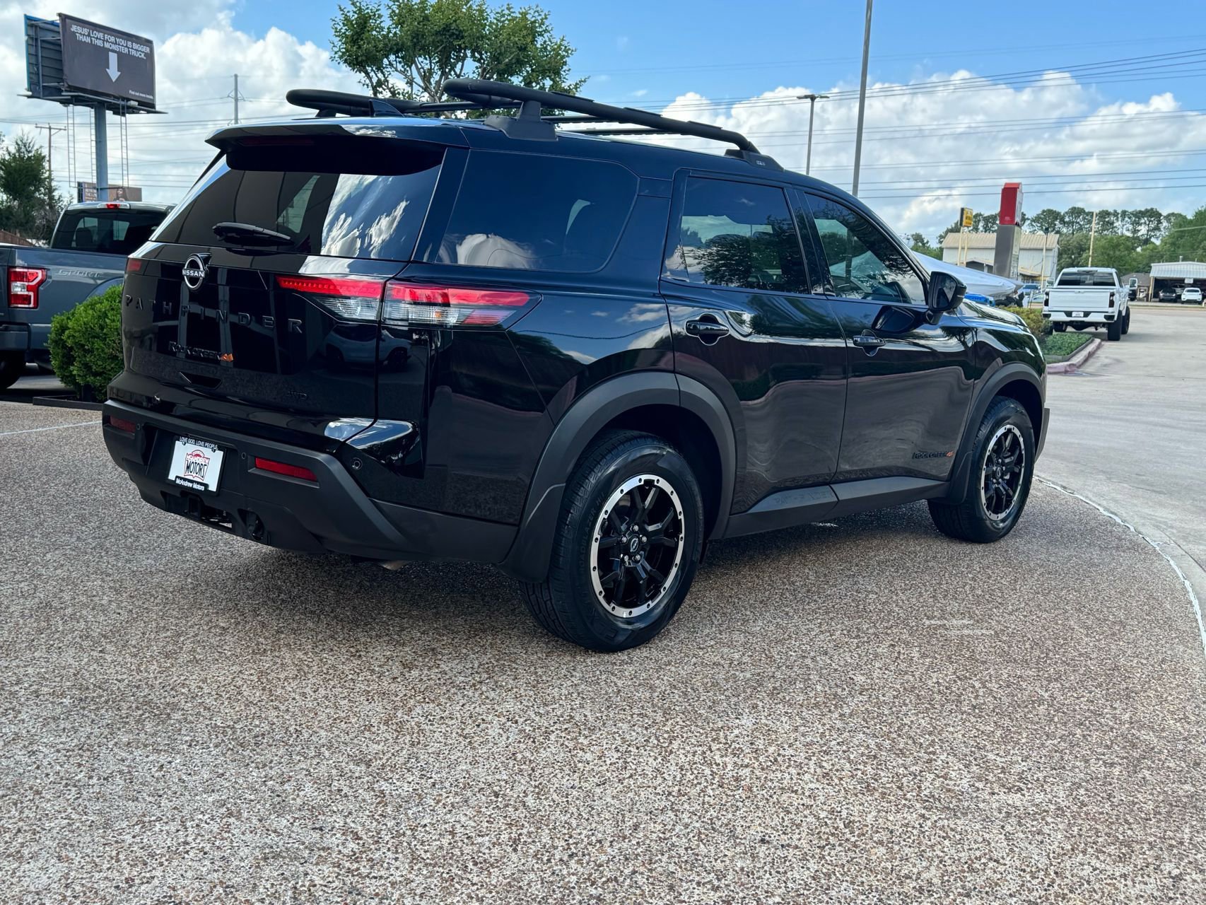 Used 2024 Nissan Pathfinder Rock Creek image 5