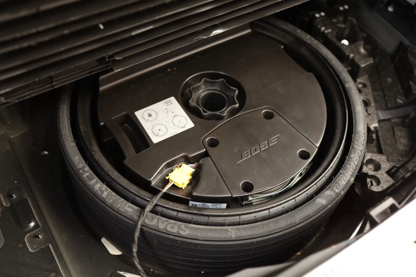 Used 2015 Audi Q7 3.0T S line Prestige image 40