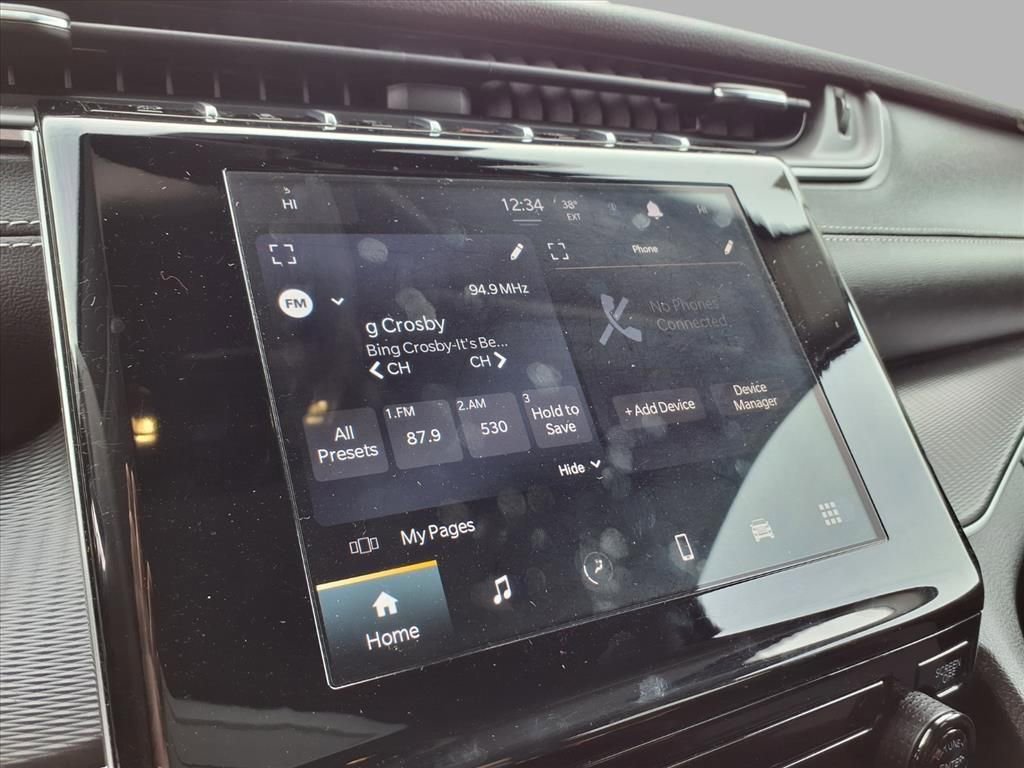 Used 2023 Jeep Grand Cherokee L Laredo image 5