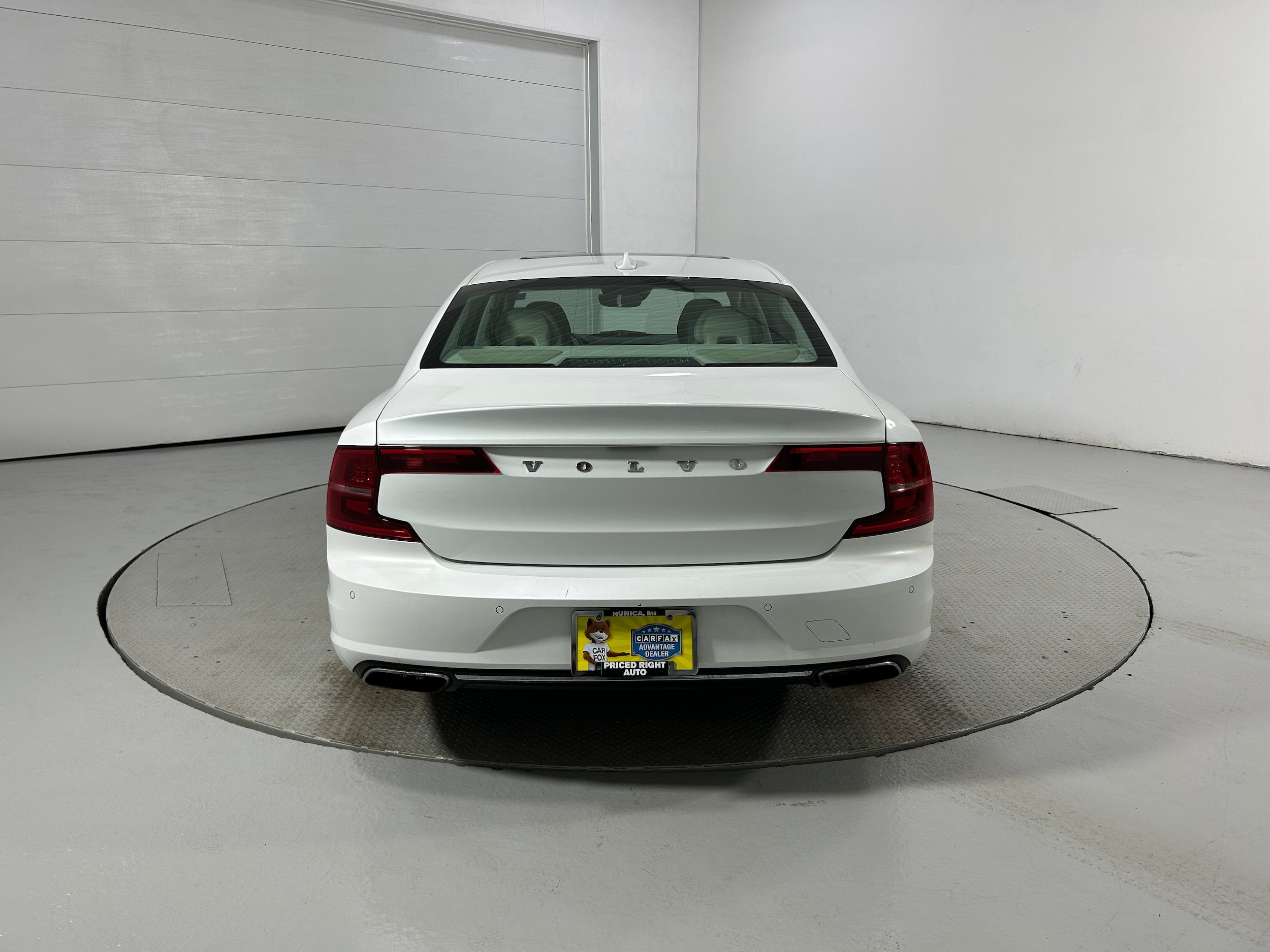 Used 2018 Volvo S90 T6 Inscription w/ Protection Package AWD/4WD image 33