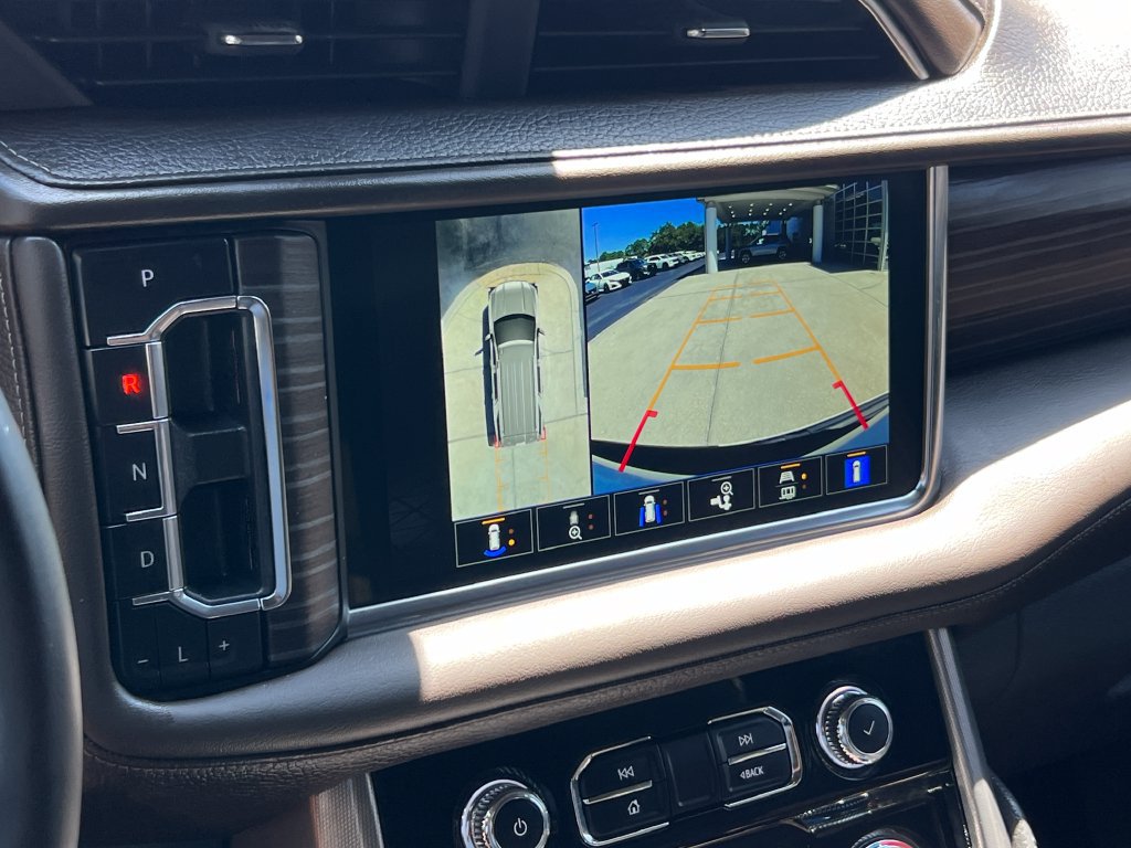 Used 2024 GMC Yukon Denali AWD/4WD image 44