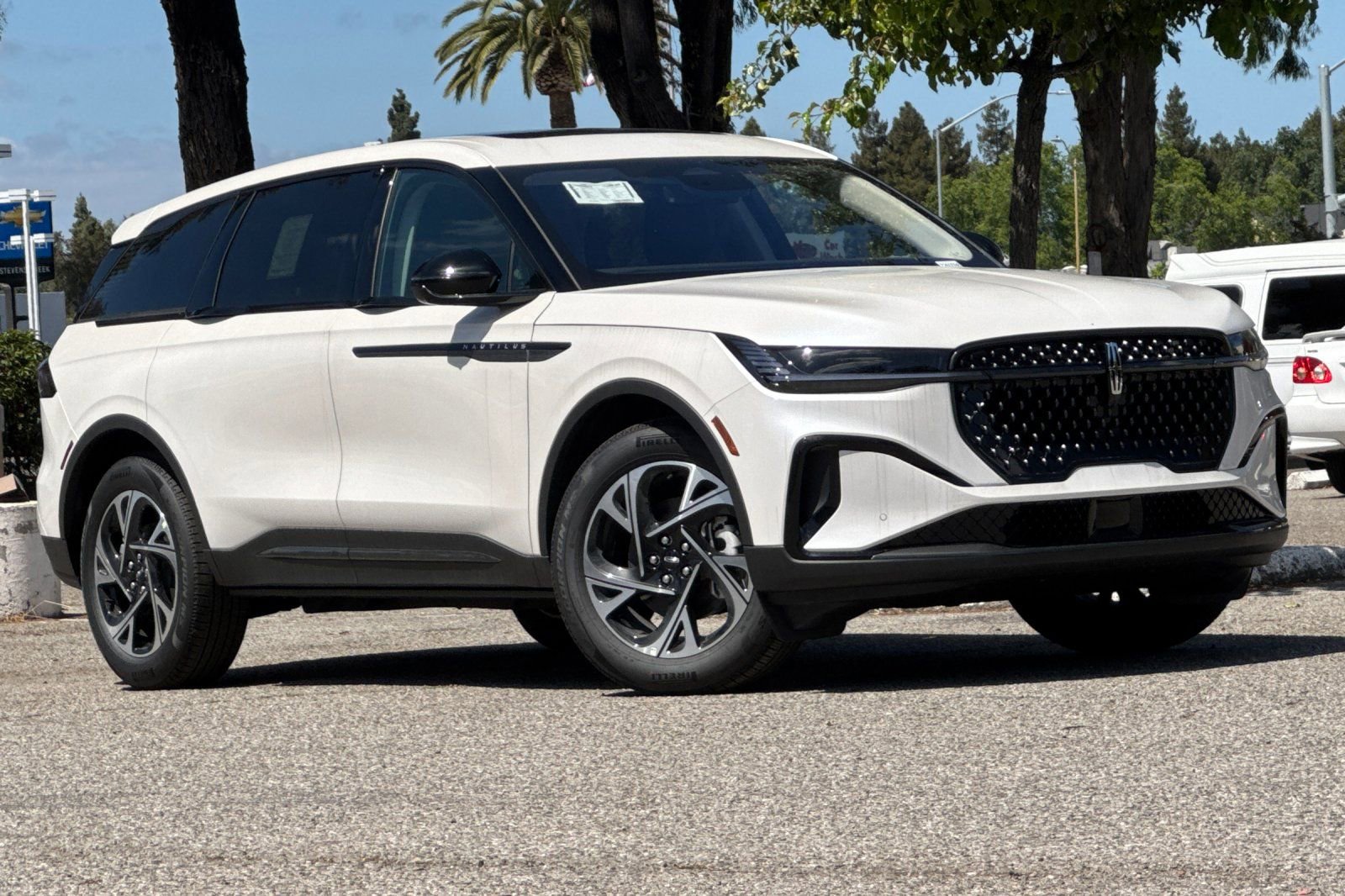 New 2026 Lincoln Nautilus Premier w/ Equipment Group 102A image 2