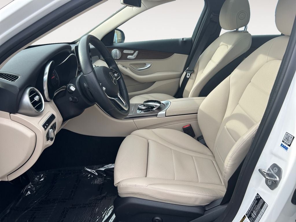 Used 2019 Mercedes-Benz C 300 4MATIC Sedan image 6
