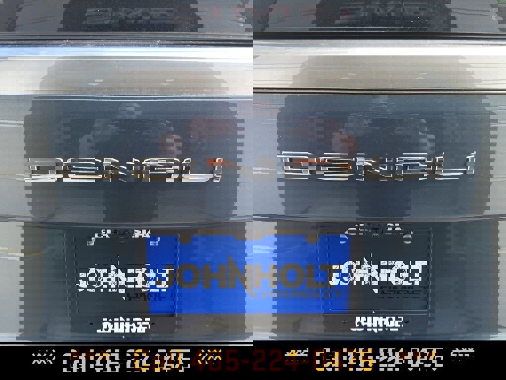 New 2026 GMC Yukon Denali w/ Sun & Power Step Package AWD/4WD image 22