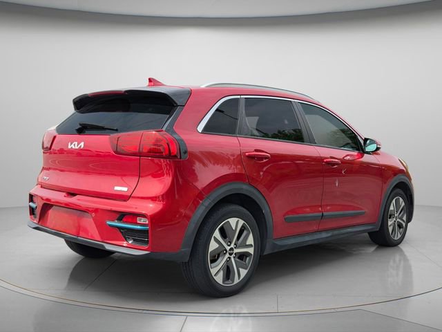 Used 2022 Kia Niro EX Premium w/ Cold Weather Package FWD image 6