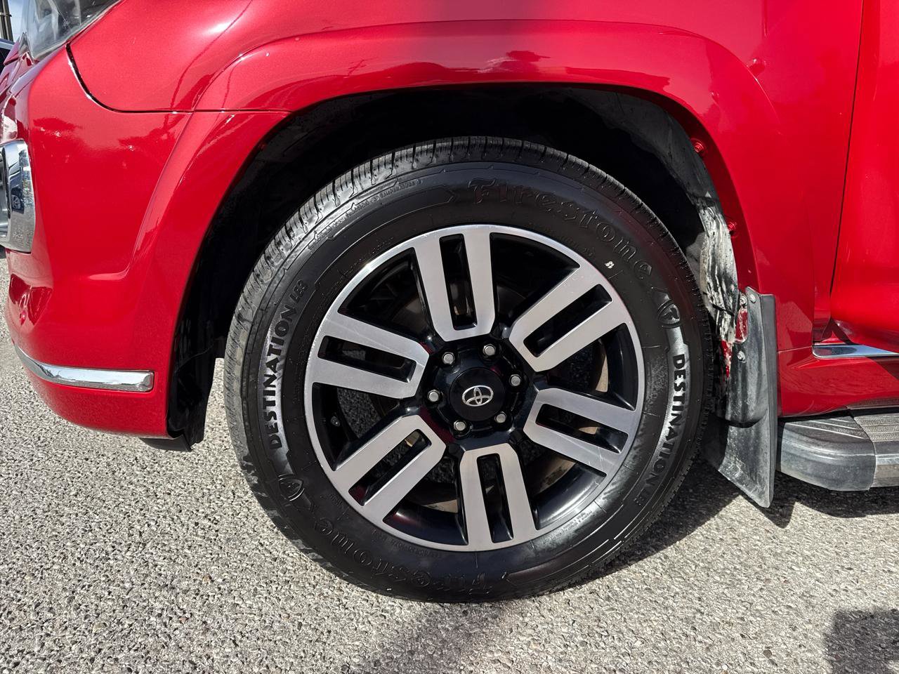 Used 2014 Toyota 4Runner Limited image 28