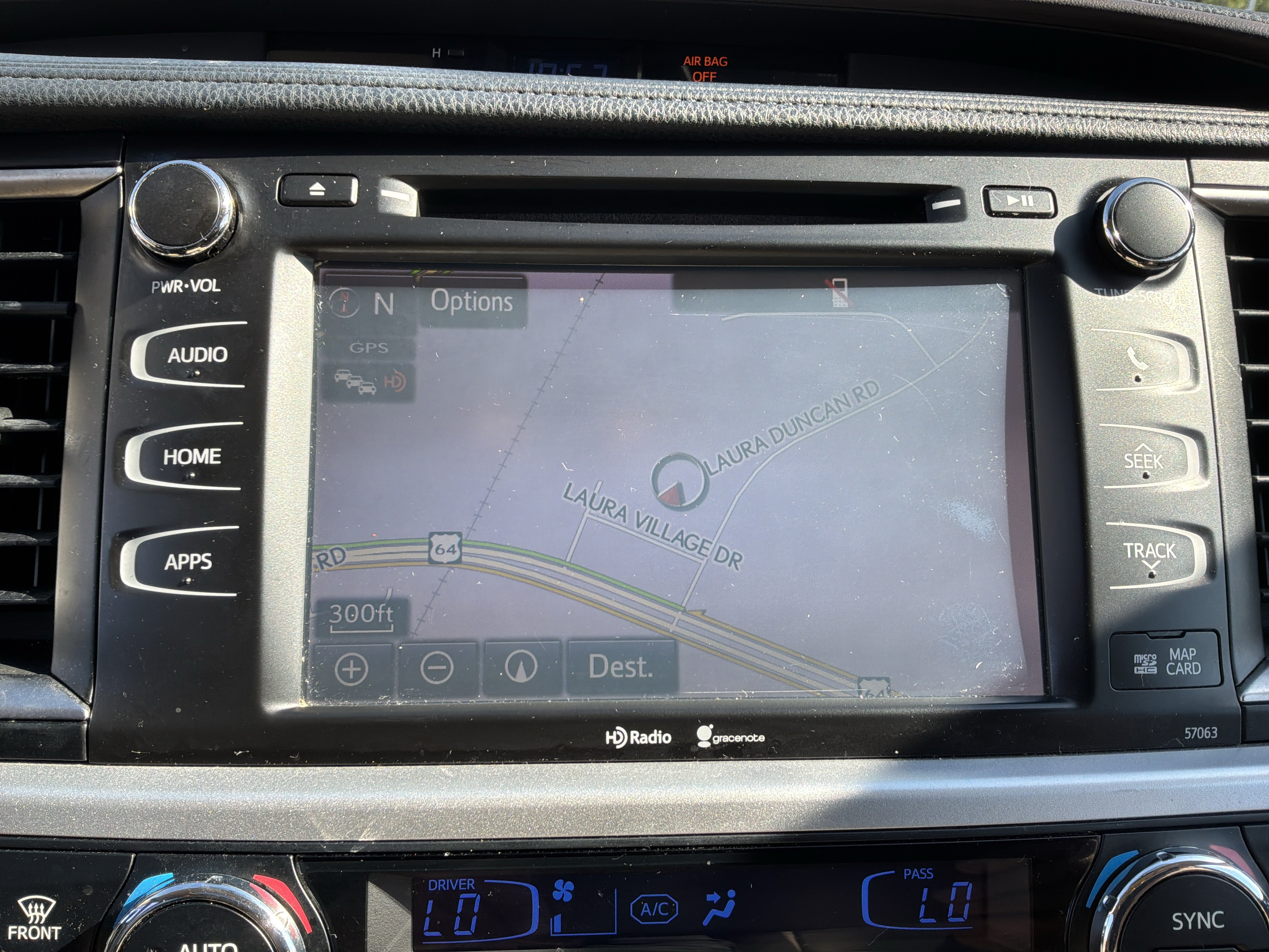 Used 2015 Toyota Highlander XLE AWD/4WD image 24
