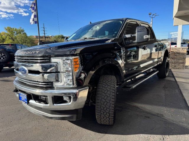 Used 2019 Ford F350 Lariat image 3