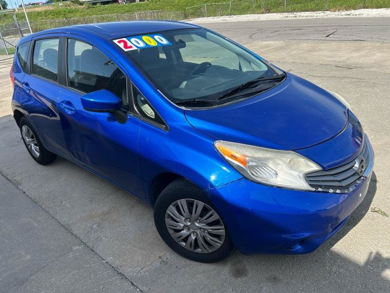 Used 2015 Nissan Versa Note SV FWD image 2