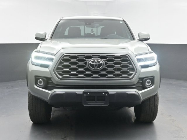 Used 2023 Toyota Tacoma TRD Off-Road AWD/4WD image 3
