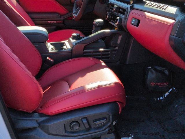 Certified 2025 Toyota Tacoma TRD Pro AWD/4WD image 31