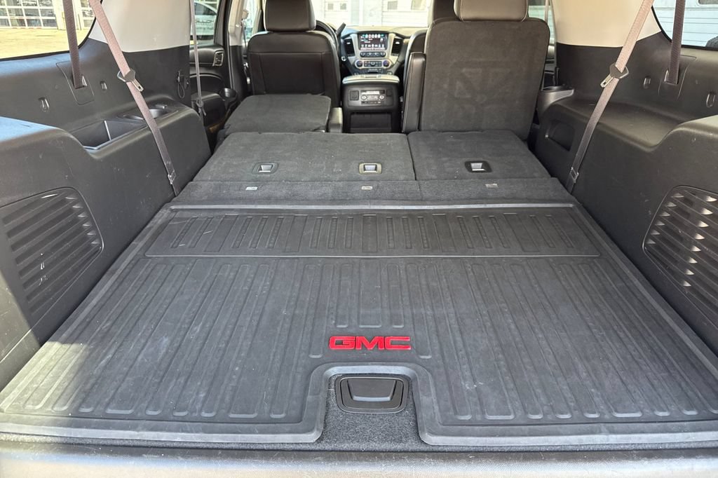 Used 2017 GMC Yukon XL Denali w/ Open Road Package AWD/4WD image 17