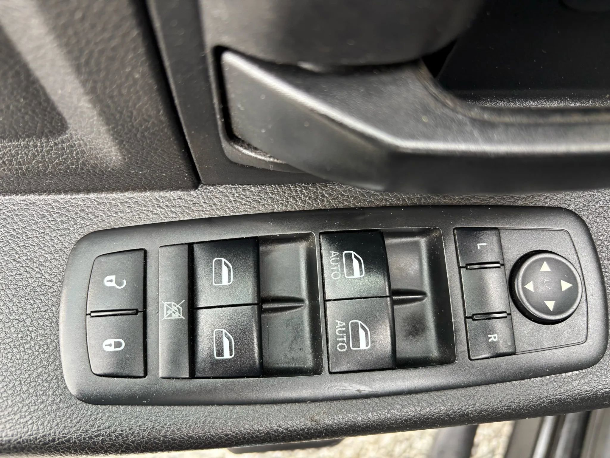 Used 2017 RAM 1500 Express w/ Black Ram 1500 Express Group image 19