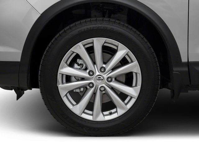 Used 2017 Nissan Rogue Sport SV w/ SV All-Weather Package AWD/4WD image 14