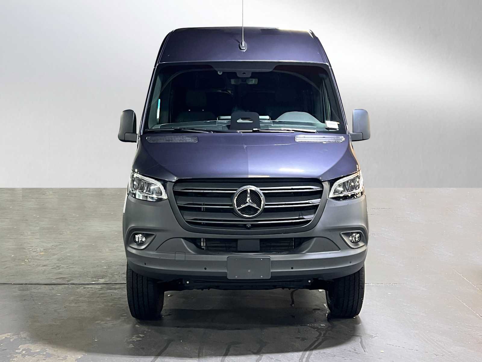 Used 2026 Mercedes-Benz Sprinter 2500 image 8