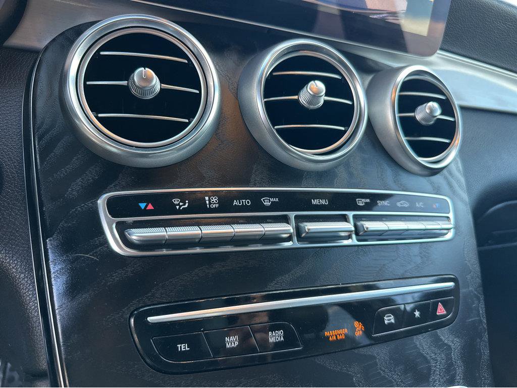 Used 2022 Mercedes-Benz GLC 300 image 26