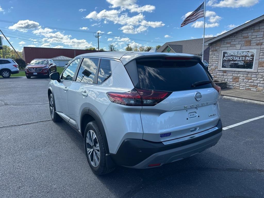 Used 2023 Nissan Rogue SV AWD/4WD image 3