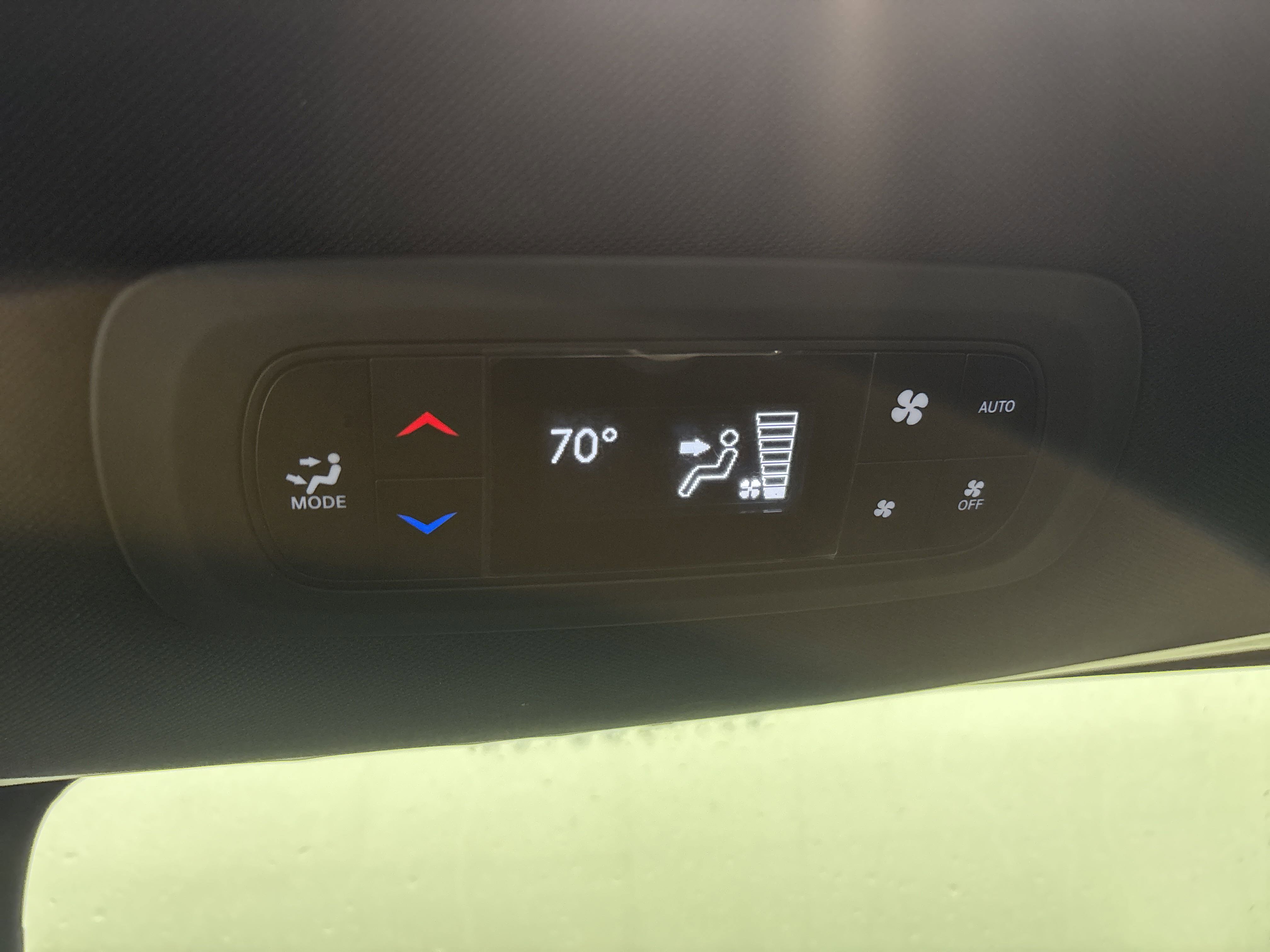 New 2025 Chrysler Voyager LX image 26