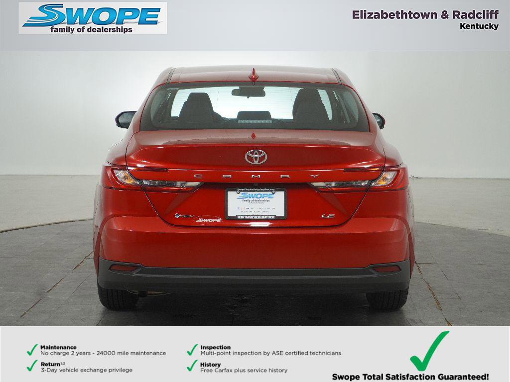 Used 2025 Toyota Camry LE FWD image 4