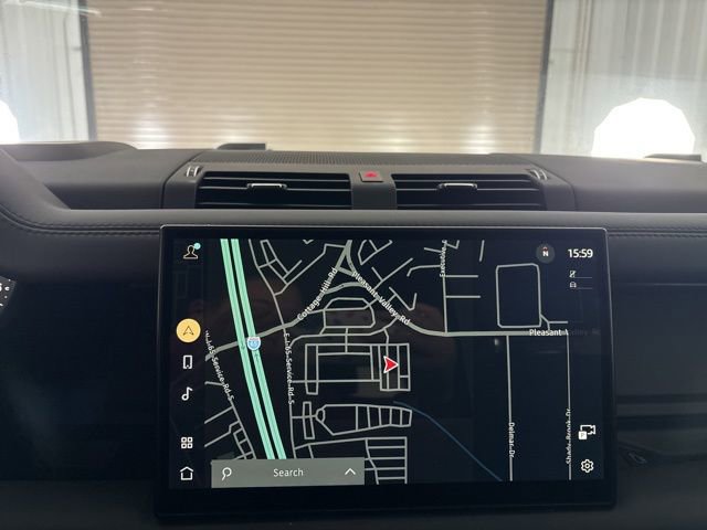 Used 2024 Land Rover Defender 130 V8 image 19