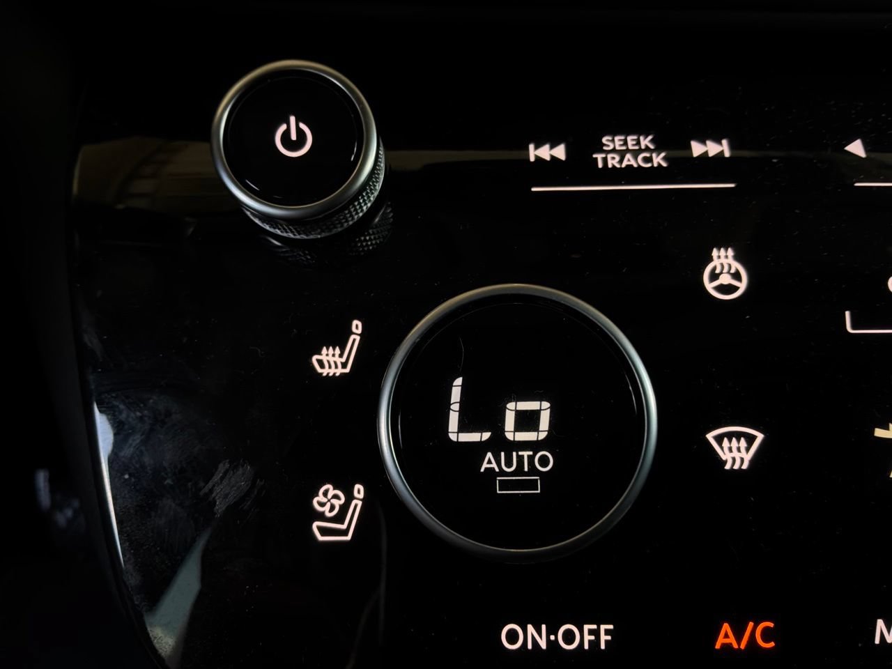 Used 2026 INFINITI QX60 Luxe FWD image 36
