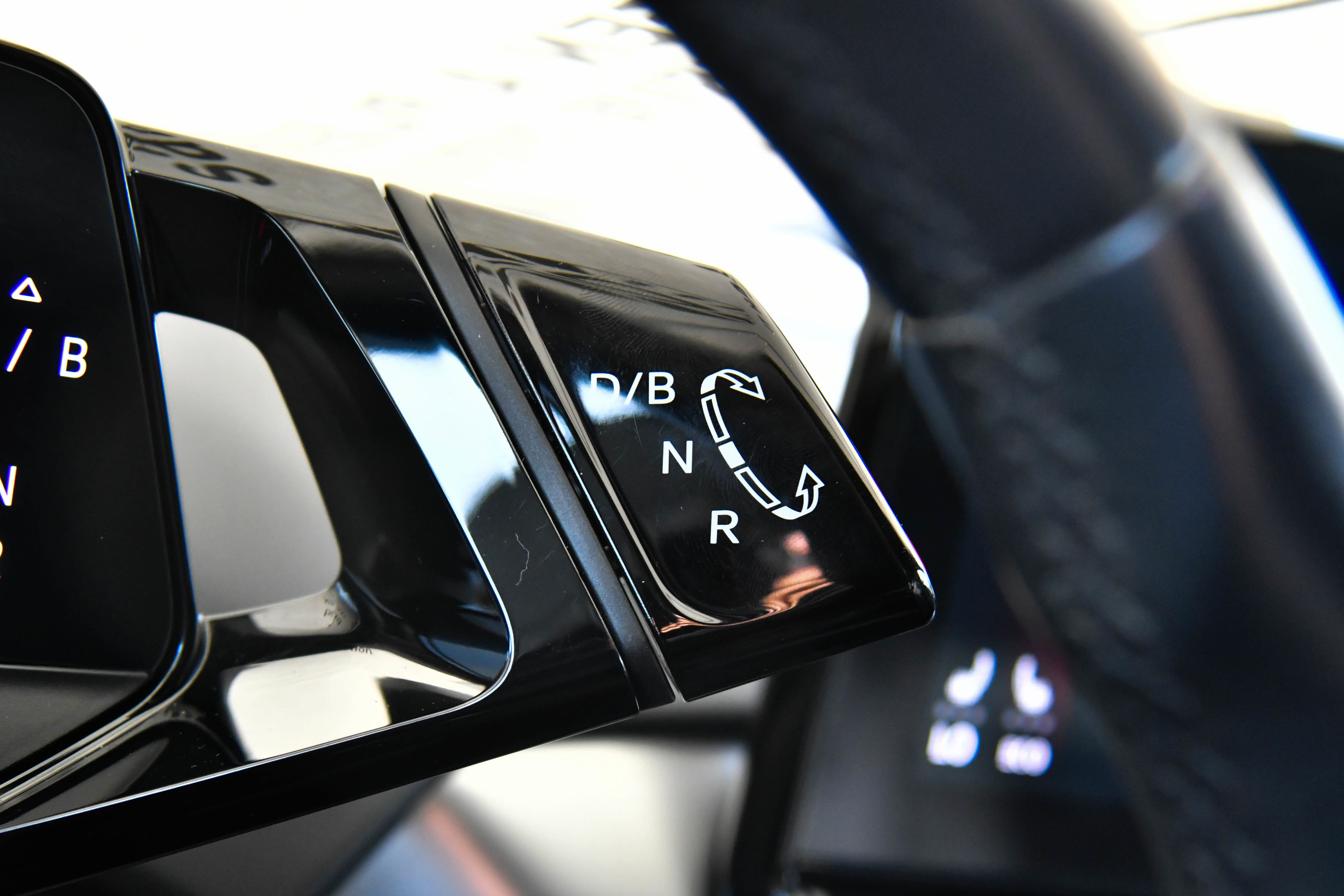 Used 2021 Volkswagen ID.4 Pro image 29