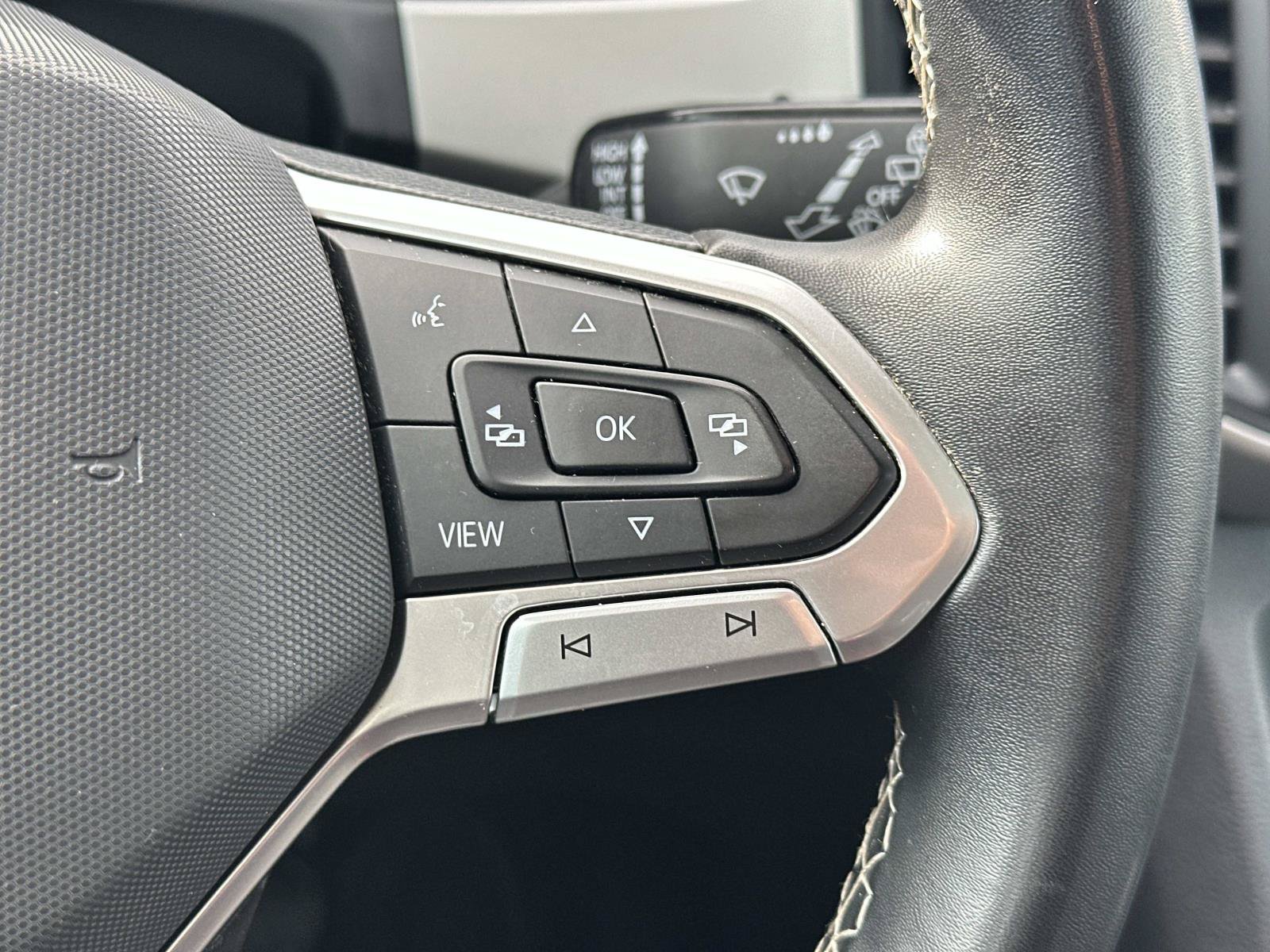 Used 2021 Volkswagen Atlas SE w/ Panoramic Sunroof Package AWD/4WD image 23