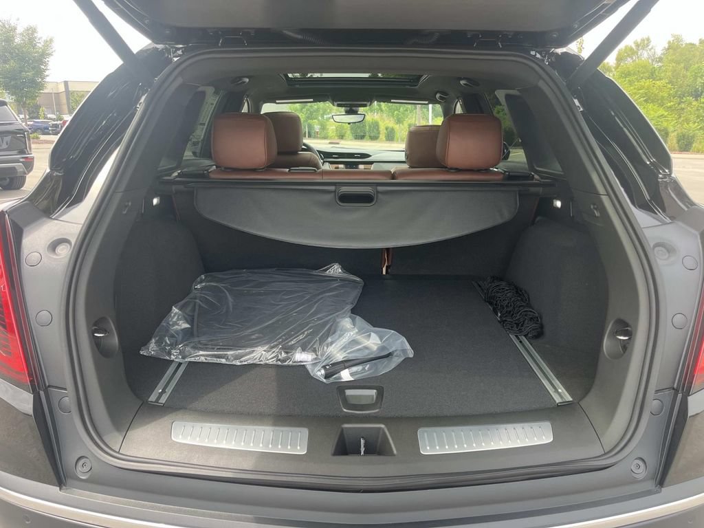 New 2026 Cadillac XT5 Premium Luxury w/ Driver Assist Package AWD/4WD image 12