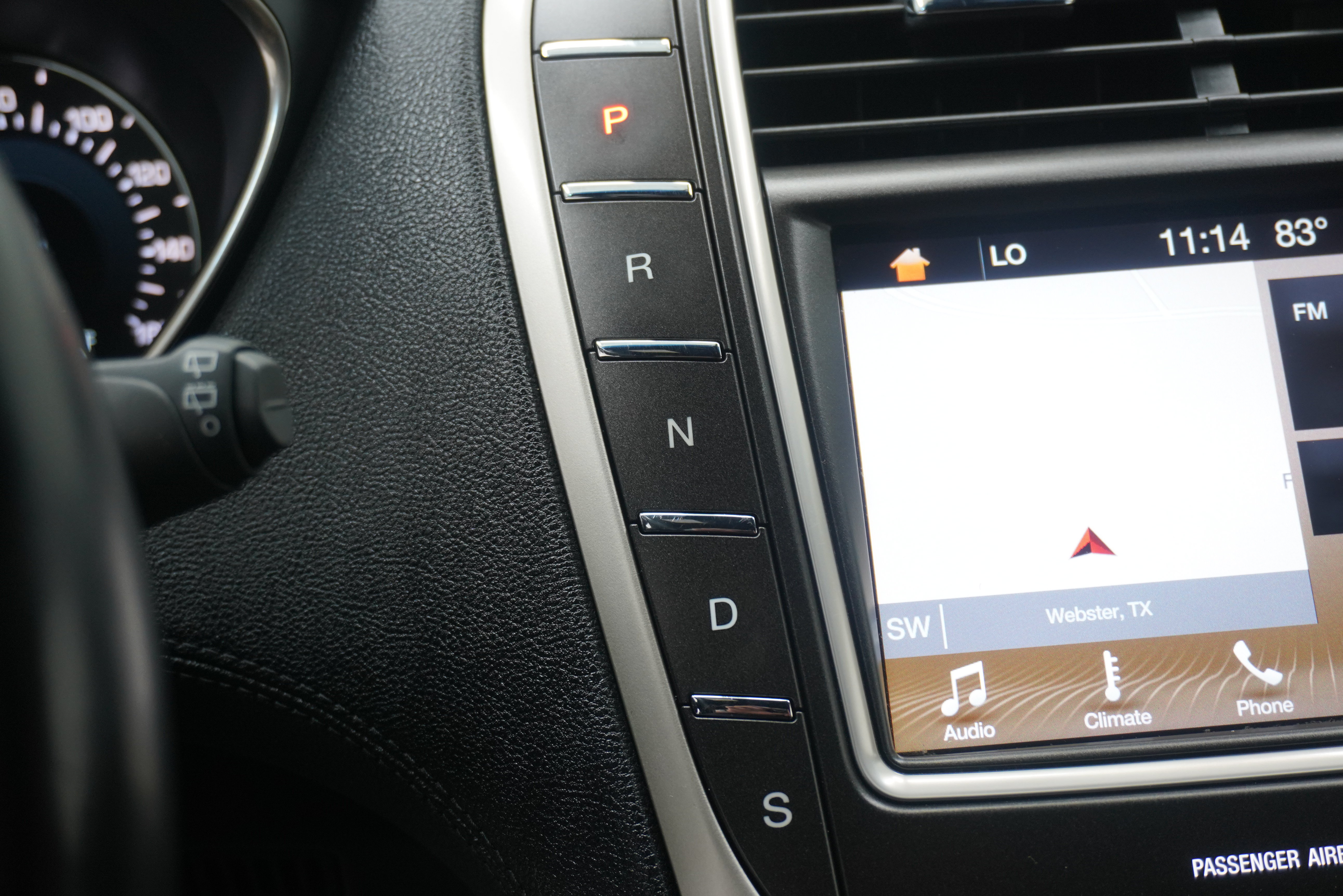 Used 2016 Lincoln MKX Reserve w/ Luxury Package FWD image 21