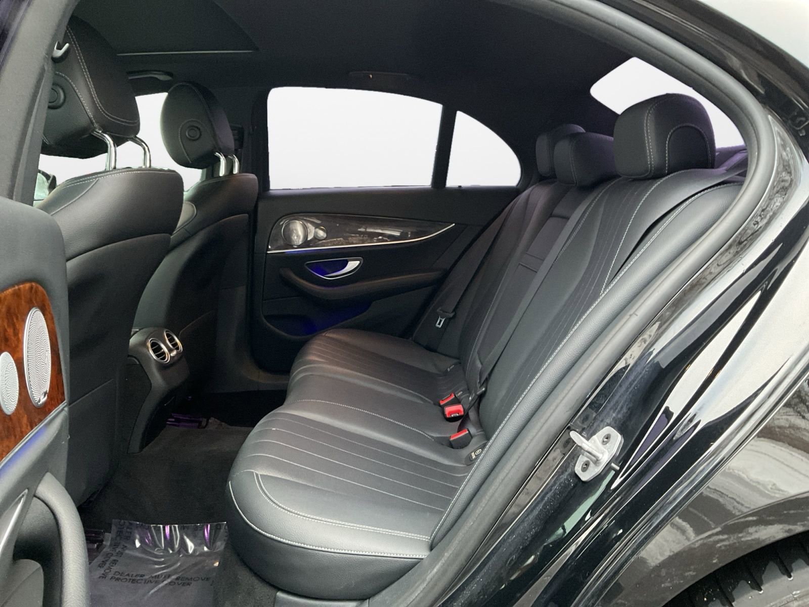 Used 2018 Mercedes-Benz E 300 4MATIC image 13