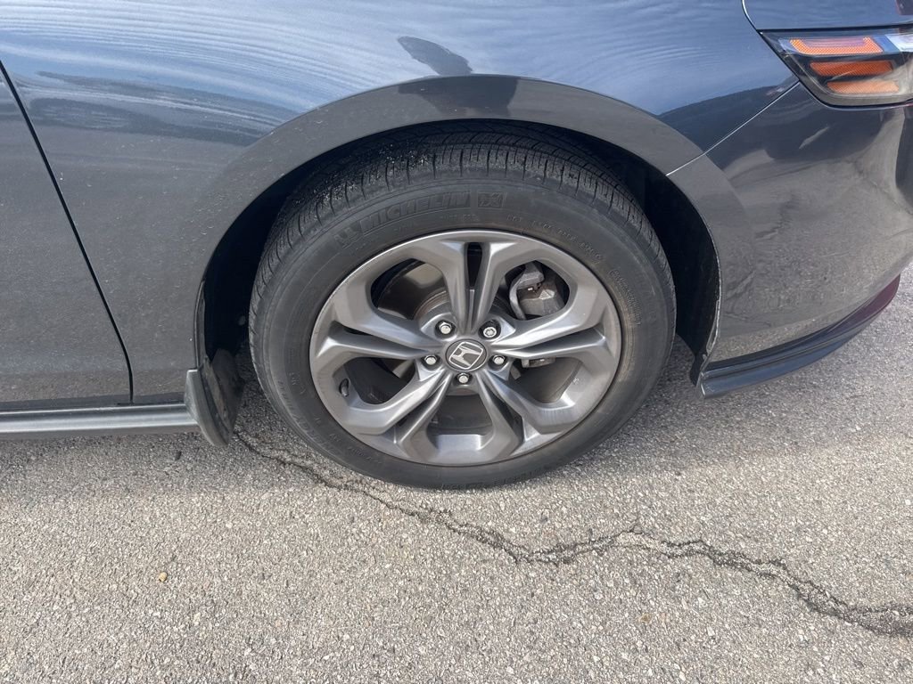 Used 2024 Honda Accord EX image 3
