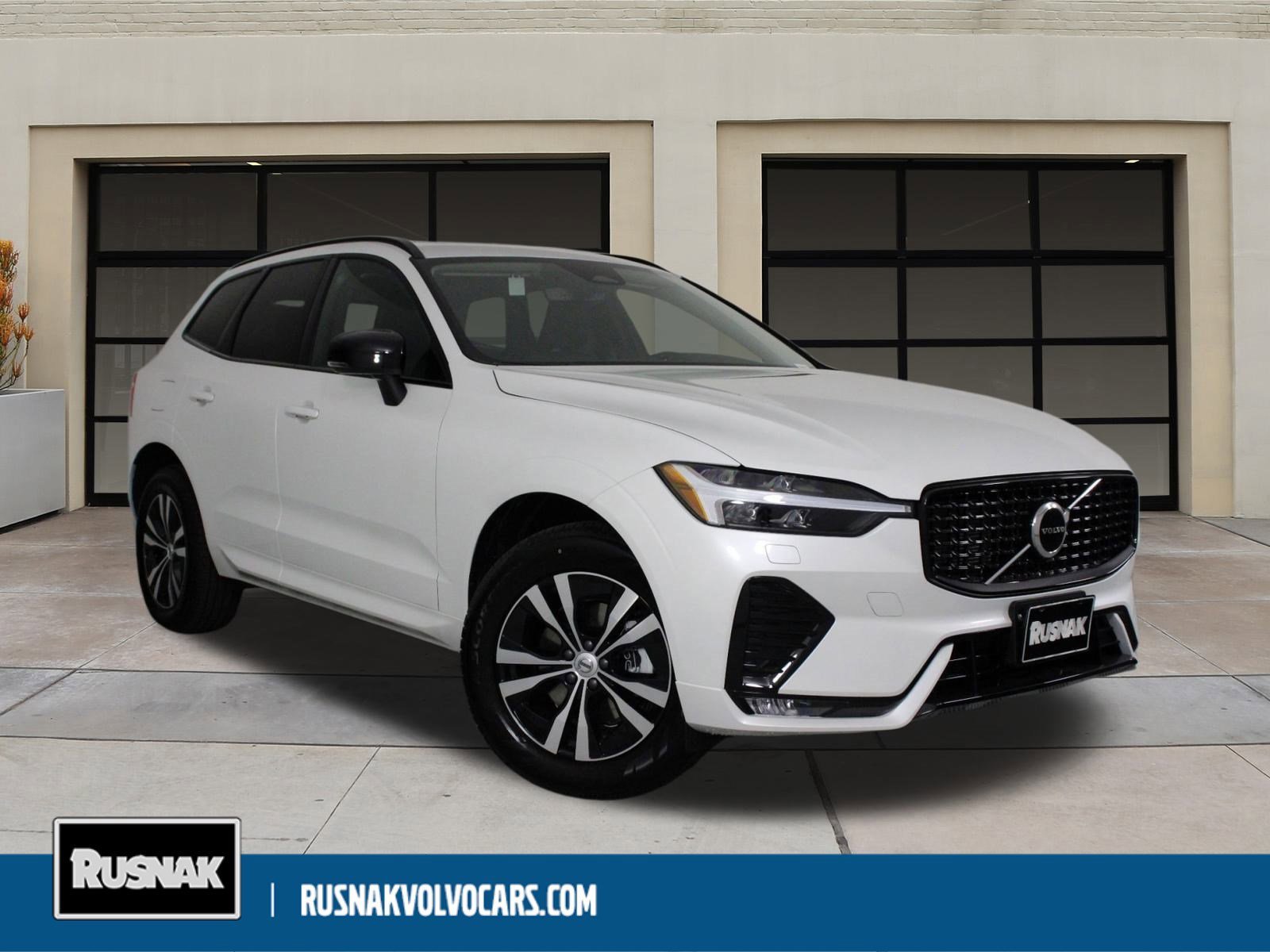 New 2025 Volvo XC60 B5 Core w/ Climate Package