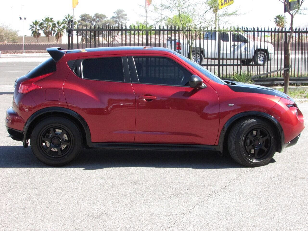Used 2014 Nissan Juke SV w/ Navigation Package image 5