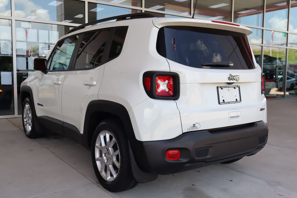 Used 2019 Jeep Renegade Latitude FWD image 6