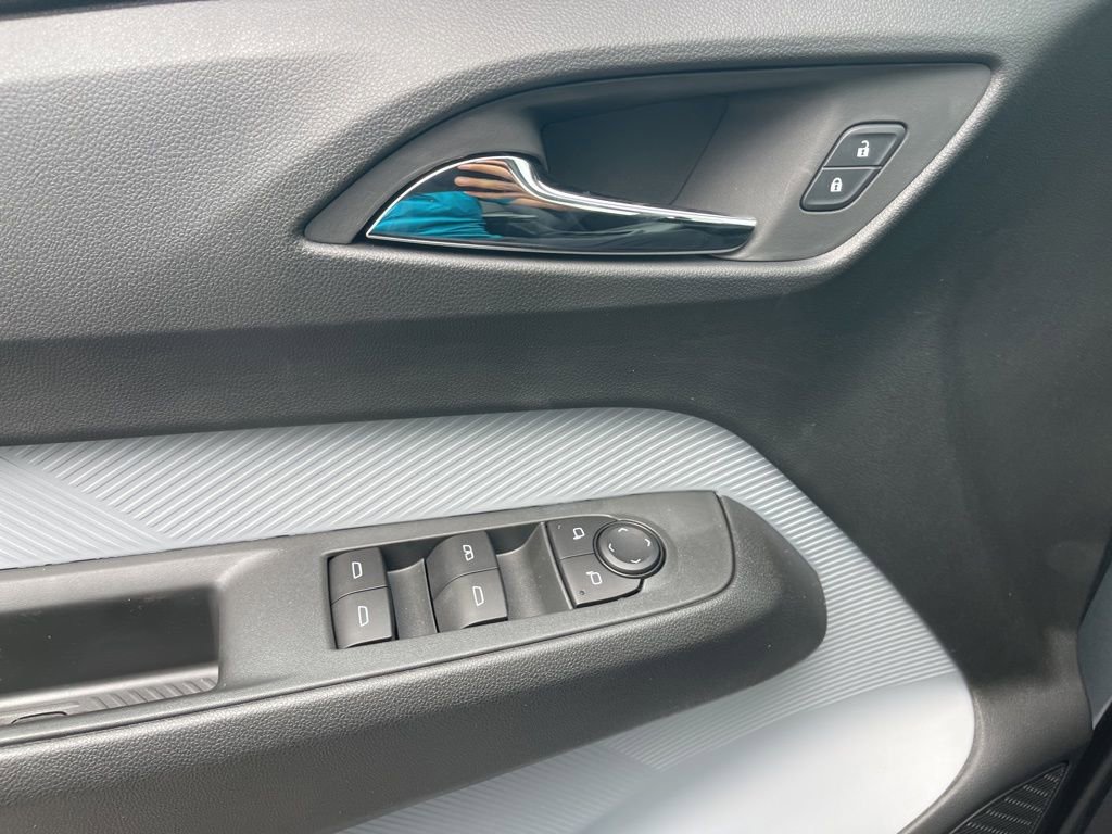 New 2027 Chevrolet Bolt RS image 32