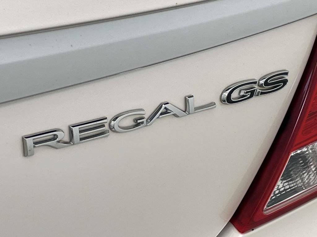 Used 2013 Buick Regal GS FWD image 11