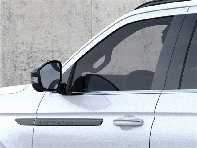 New 2025 Lincoln Navigator Reserve w/ Jet Appearance Package image 23